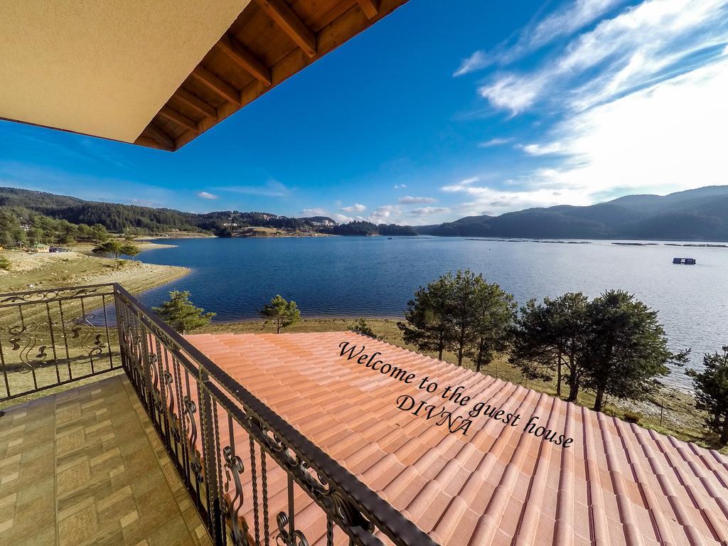 Divna Guest House Dospat Exterior photo