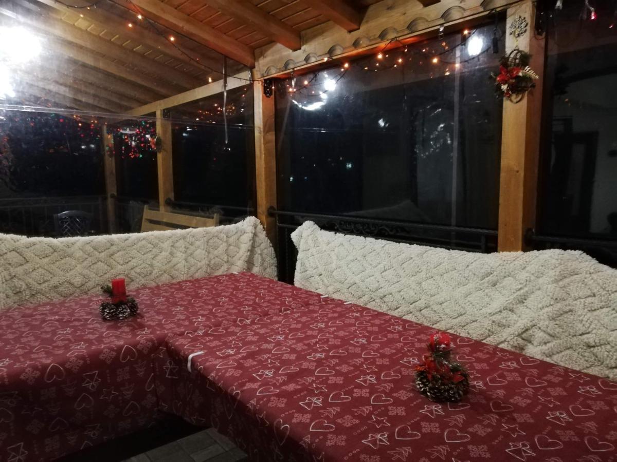 Divna Guest House Dospat Exterior photo
